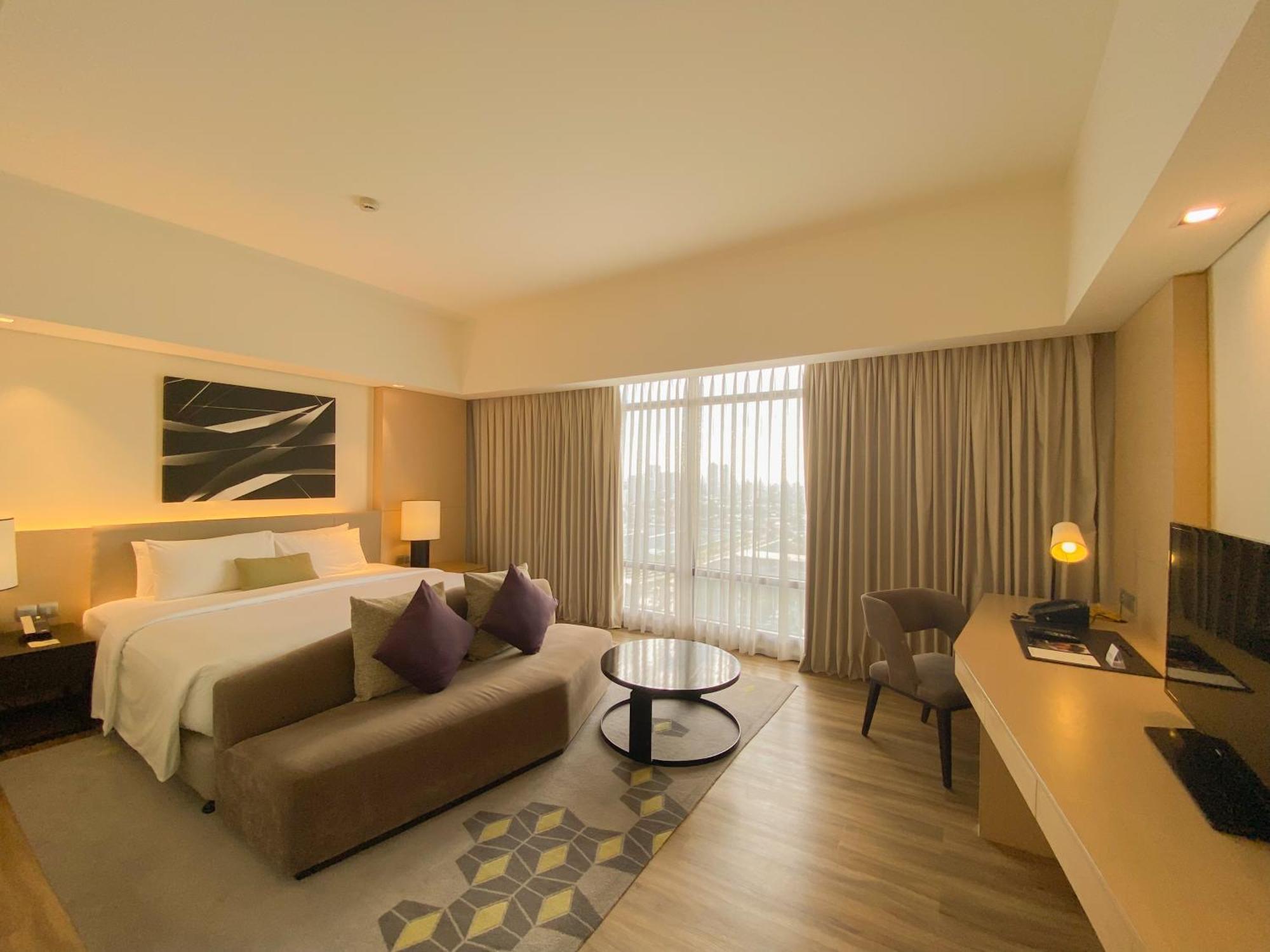 Seda Vertis North Quezon City Zewnętrze zdjęcie Deluxe Room